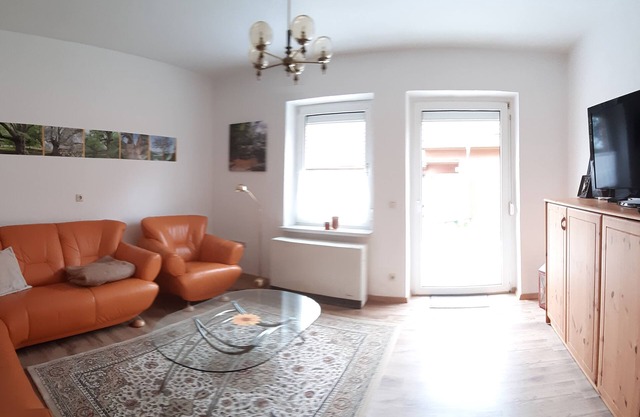 Holiday home on the outskirts of the village near Güstrow for 3 guests