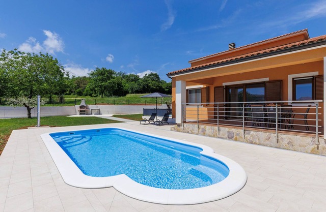 Maison Tina by Interhome