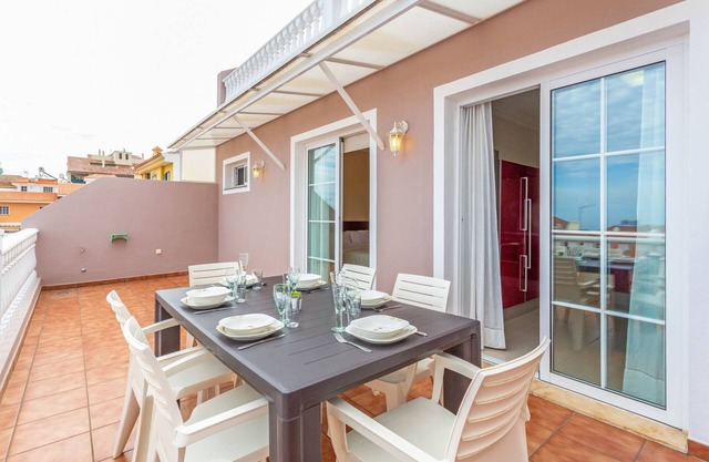 Maison de vacances 'Villa Teide' avec vue sur la mer, terrasse privée et Wi-Fi