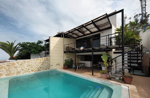 Maison de vacances "Vista Bella" avec vue sur la mer, piscine privée et Wi-Fi