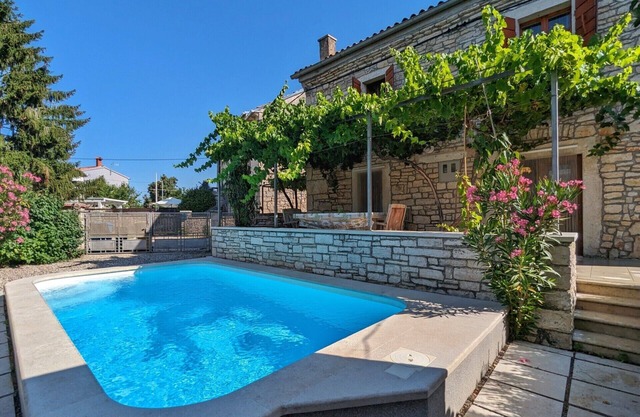 Maison avec piscine et magnifique terrasse