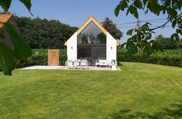 Vacation home with panoramic view over the fields