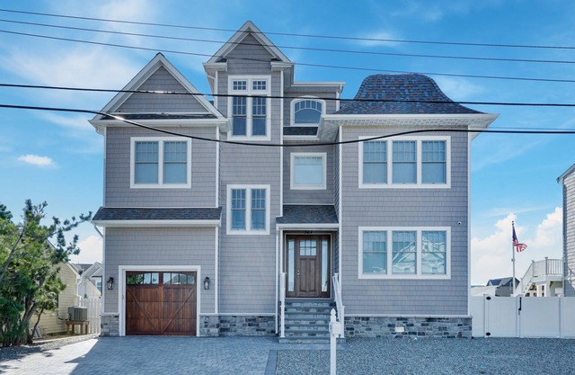 Vacances dans le style! Tout nouveau secteur riverain 5BR / 6BA avec piscine - magnifiques couchers de soleil!