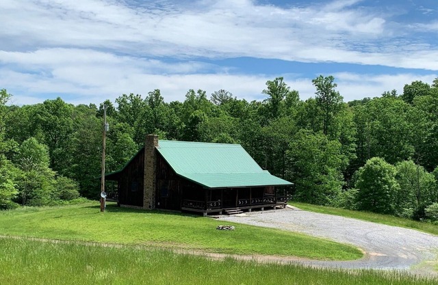 Vacation Lodge and Hunting / Près du lac Raystown et du Bedford historique