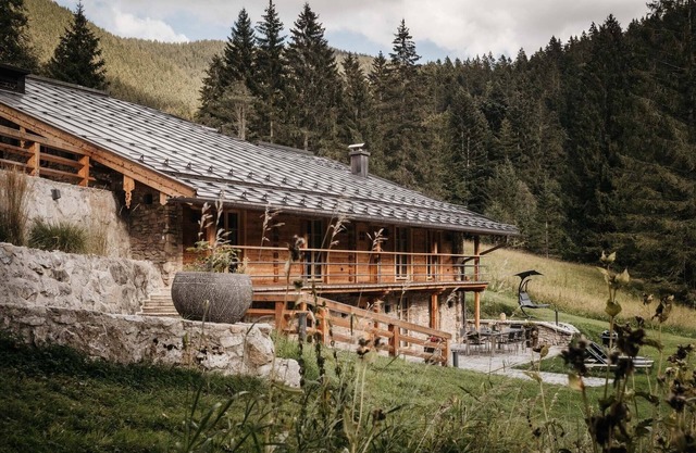 Vacances paradis sur plateau ensoleillé -Traumhafte appartement 182 m²!