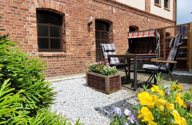 Vacances - repos - nature - mer Baltique - ferme équestre - entreprise familiale! Appartement. N ° 5