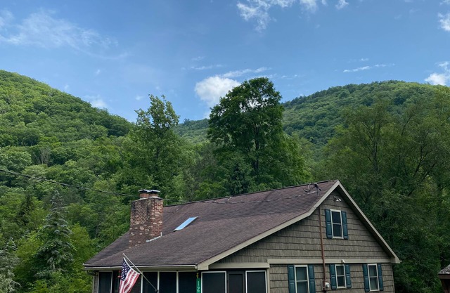 Vacation Property off the grid. No cell service, internet, satellite/ cable tv