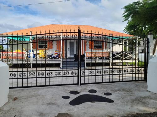 Vacation with Heart Villa Donates to Rescue Dogs