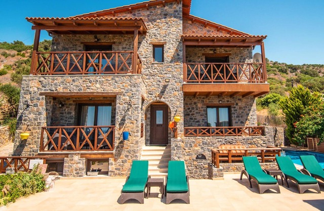 5 chambres hébergement à Milatos