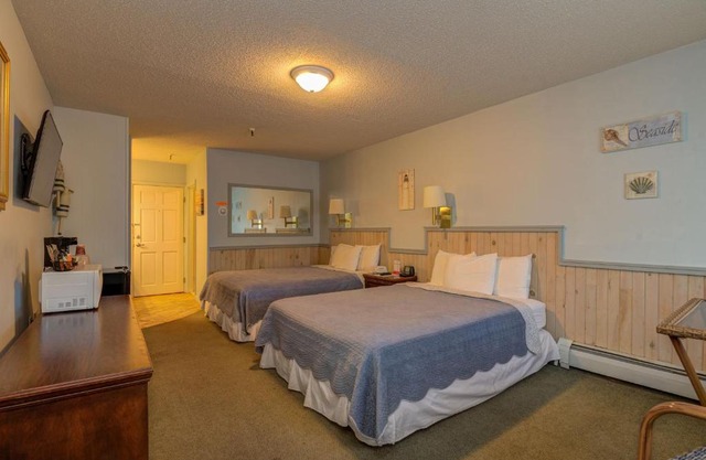 Vacationland Inn & Suites