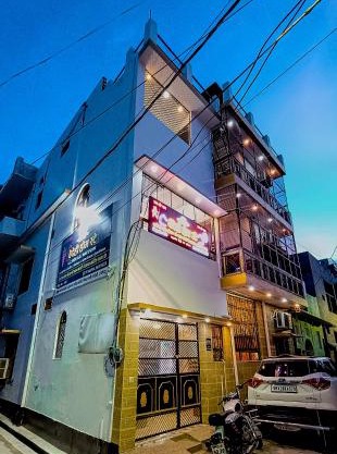 vaidehi homlee premium stay, 3kms from Shri Ram janmbhoomi, Ayodhya