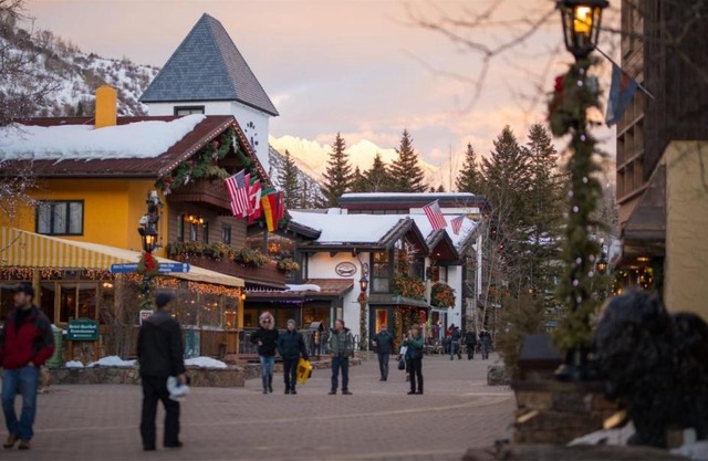 Vail Village 5 Bedroom With Private Hot Tub - Plaza Lodge