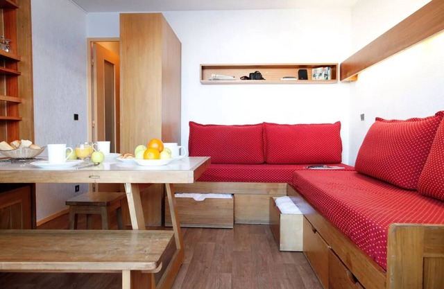 Val Thorens studio 4 pers pied pistes Résidence Tourotel