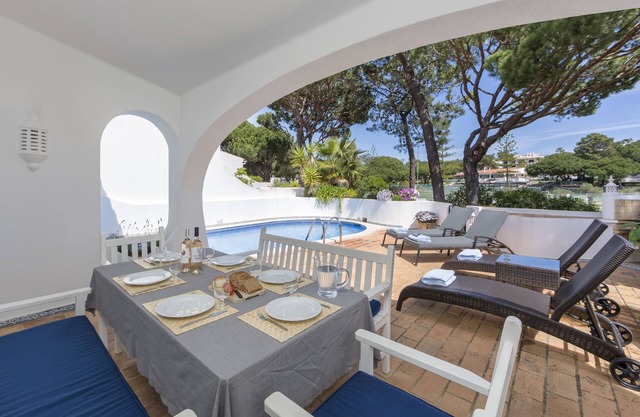 Villa avec piscine chauffée privée Au Coeur de Vale Do Lobo