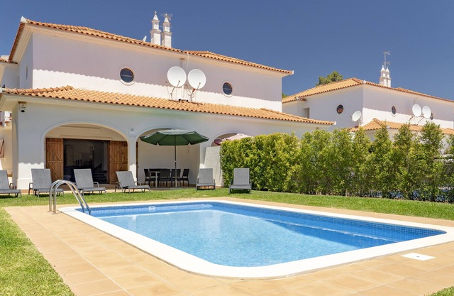 Vale do Lobo: Villa Private Pool, WiFi gratuit, SKY TV & A / C dans un cul-de-sac tranquille
