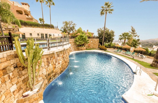 Valery | Padel house with pool in Ojen
