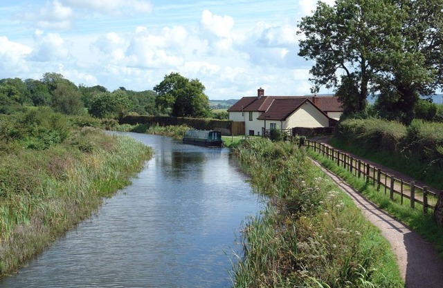 VALLEY HOUSE, family friendly, with a garden in Tiverton
