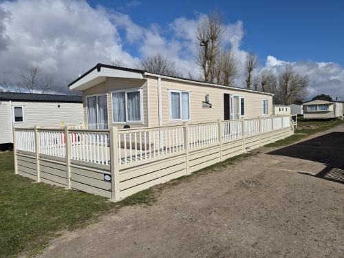 Valley side - 3 bedrooms sleeps 8