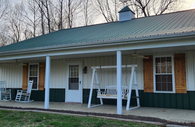 VALLEY VIEW LODGE, UNE CABINE MODERNE DANS L'OUEST DE KY