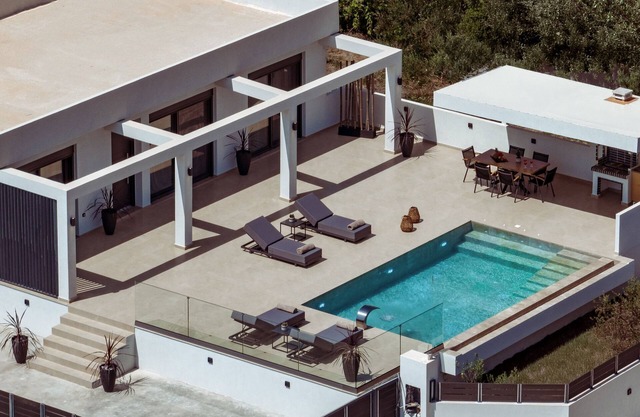 Valley View Villas - 2 Bedroom Villa with Private Pool