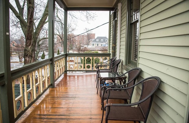 Vandiver Inn