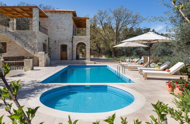 Vederi Estate