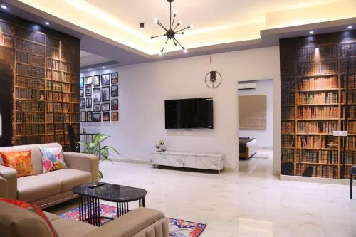 Veetil 3BHK AC, Kukatpally, Hyderabad