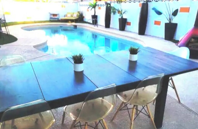Vegas Life Pad! 3bed w Pool. MUST SEE!