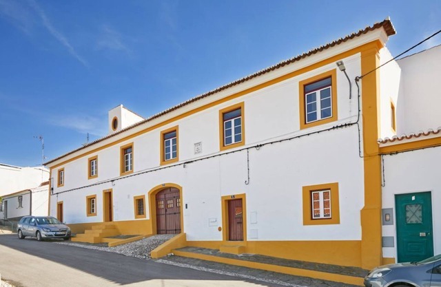 Veiros House / Estremoz