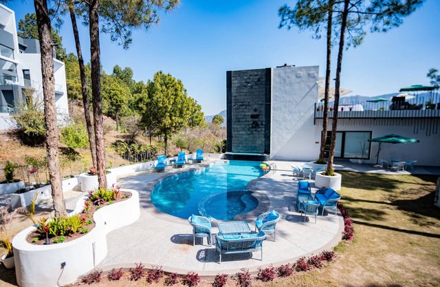 Velmore Kasauli Operated by Royal Orchid