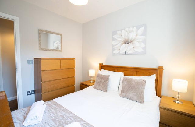 Appartement-Salle de bain privée séparée-Vue ville