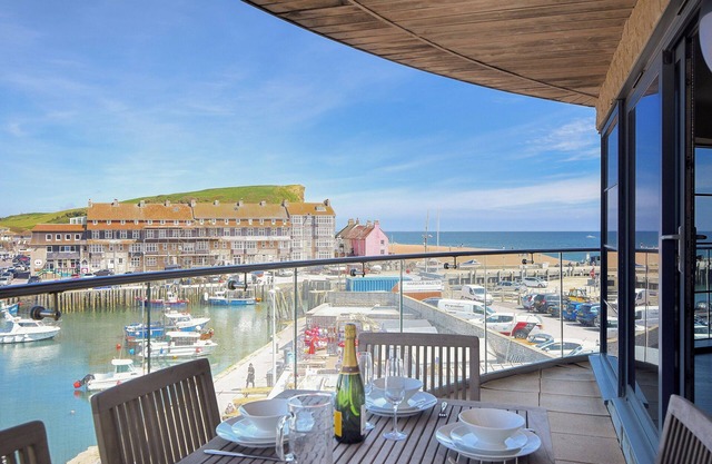 VENEZUELA, family friendly, country holiday cottage in West Bay
