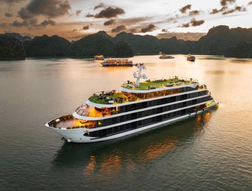 Venus Cruises Halong Bay