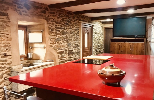 Maison rustique très confortable près de Saint Jacques de Compostelle