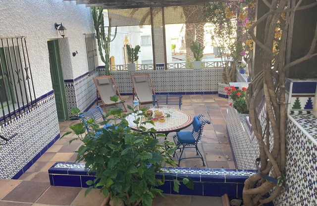 TRÈS GRANDE MAISON AVEC 2 SUPERBES TERRASSES VUE IMPRENABLE SUR MER ET MONTAGNE