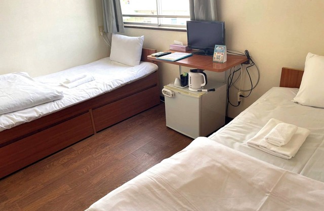 Very popular hotel for sightseeing in Okinawa Arena Free parking no overnight stayTwin room / Nakagami-gun Okinawa