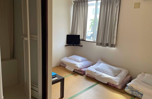 Very popular hotel for sightseeing in Okinawa Arena Free parking no overnight stayJapanese style / Nakagami-gun Okinawa