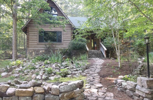 Sylvan Keep - Maison en bois rond de luxe très privée sur 18 acres de forêt nationale adjacente