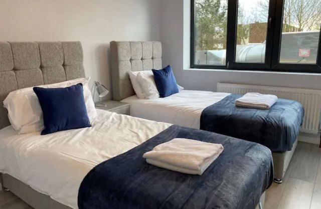 Very spacious apartment located near Heathrow airport