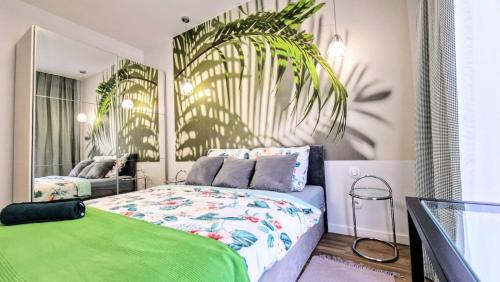 Very Stylish II & Secure Penthouse -Free Parking