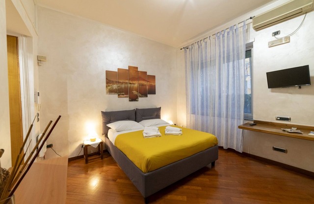 Via Avvocata 10 - Studio Apartment, Sleeps 2