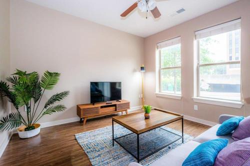 Viagem Durham Home 1BR with Gym