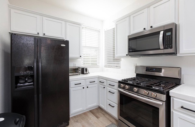 Vibrant Fully Furnished Single Story Home.