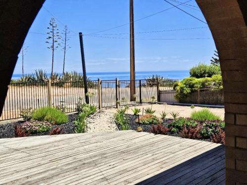 Vic's Place - Sellicks Beach - C21 SouthCoast Holidays