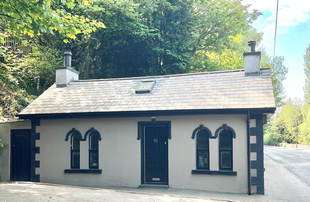 Victoria Gate Lodge - Historic Charm at the heart of the city.