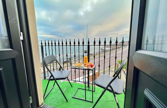Victoria House by the Sea