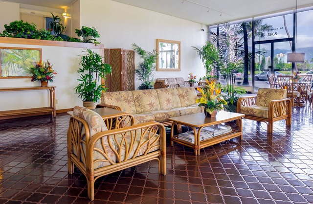 Waikiki Fairway Villa
