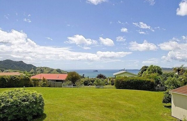 Vues sur Rimu - Whitianga Holiday Home