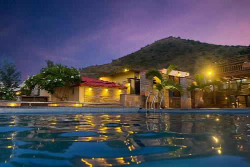 Vijaygarh Resort