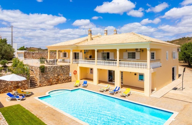 Villa Entrecolinas - Quatre Chambres Villa, Couchages 8